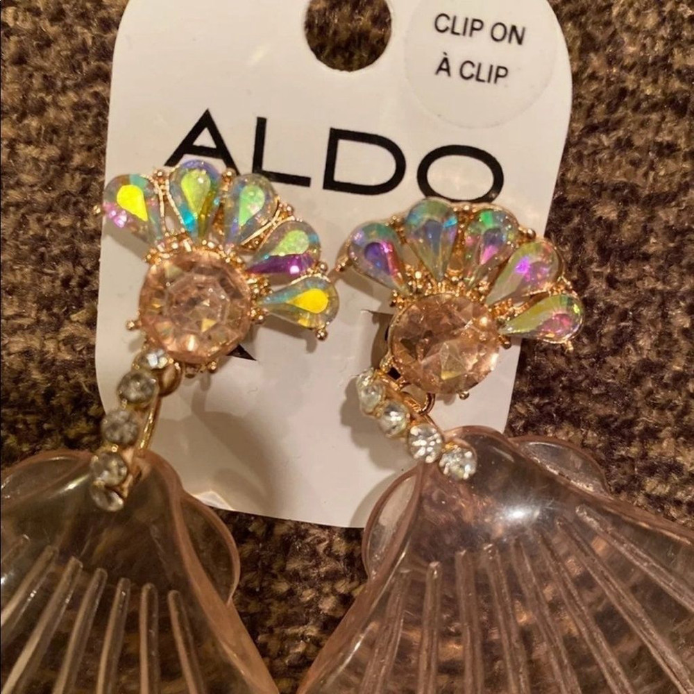 ALDO resin shell clip earrings with Crystals NEW - Picture 5 of 12